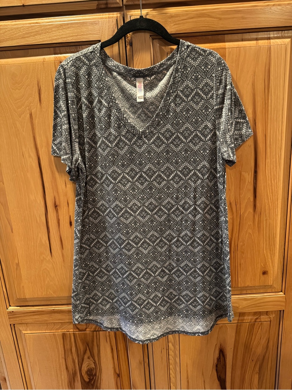 LuLaRoe Gray Diamond-Pattern V-Neck Tee